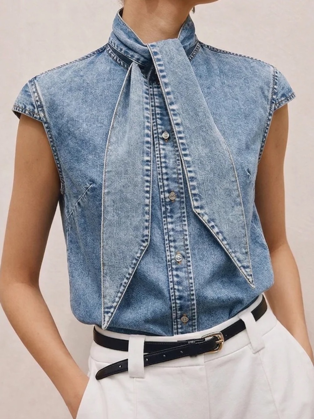 Commense Light Blue Sleeveless Tie-Neck Denim Shirt Size M